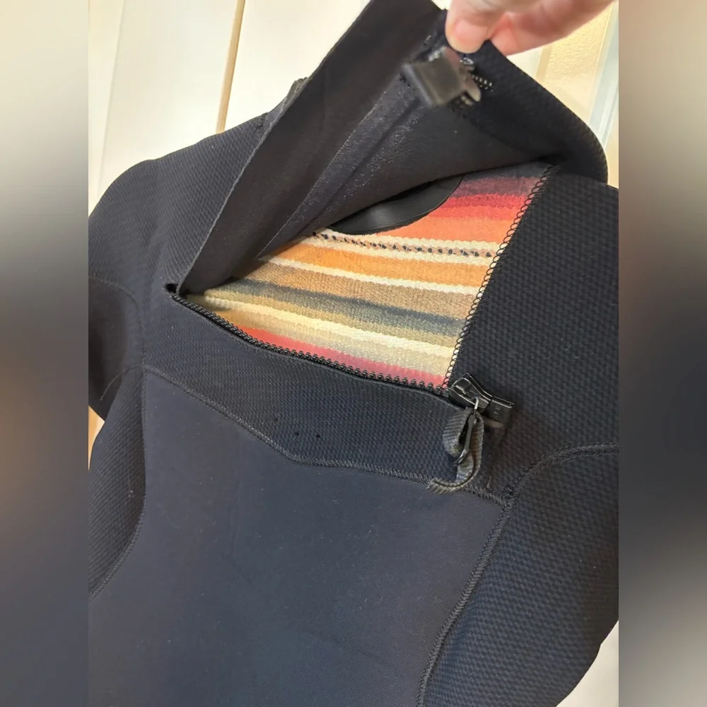 Billabong Wmns 4/3 Furnace Comp Series Chest Zip Wetsuit in Serape color Size 6 - Picture 7 of 10